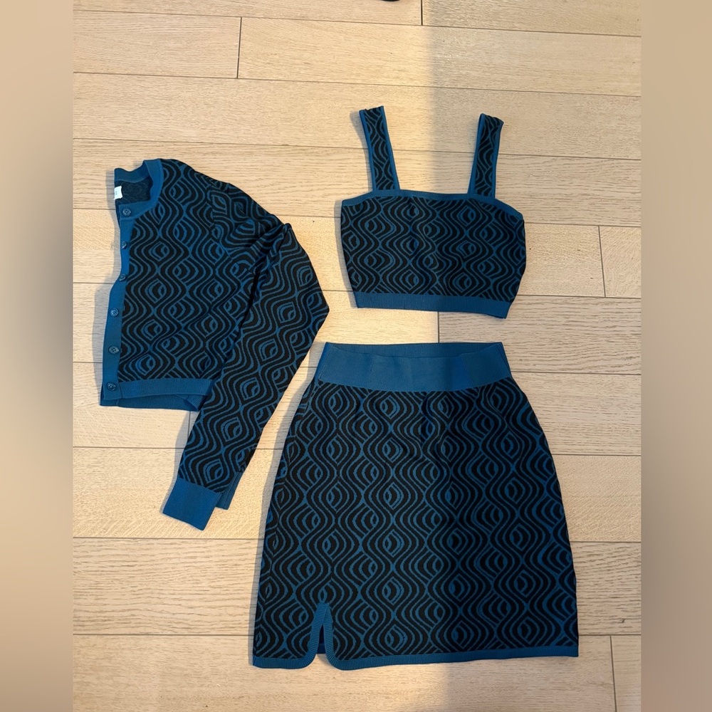 Bandier Sincerely Jules 3 piece Set Cardigan Top Skirt size M skirt / size S top
